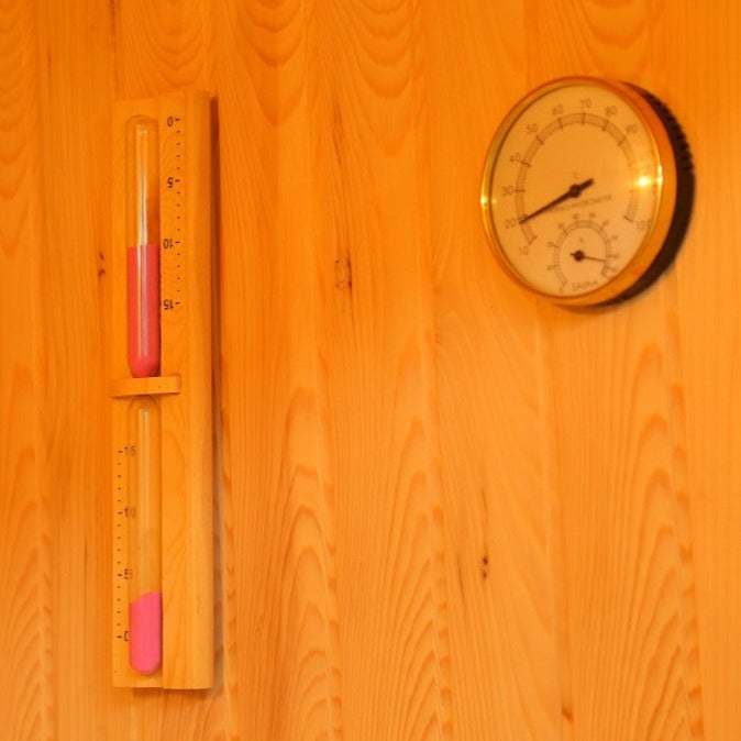 SunRay Baldwin 2 Person Traditional Sauna HL200SN — glass door detail