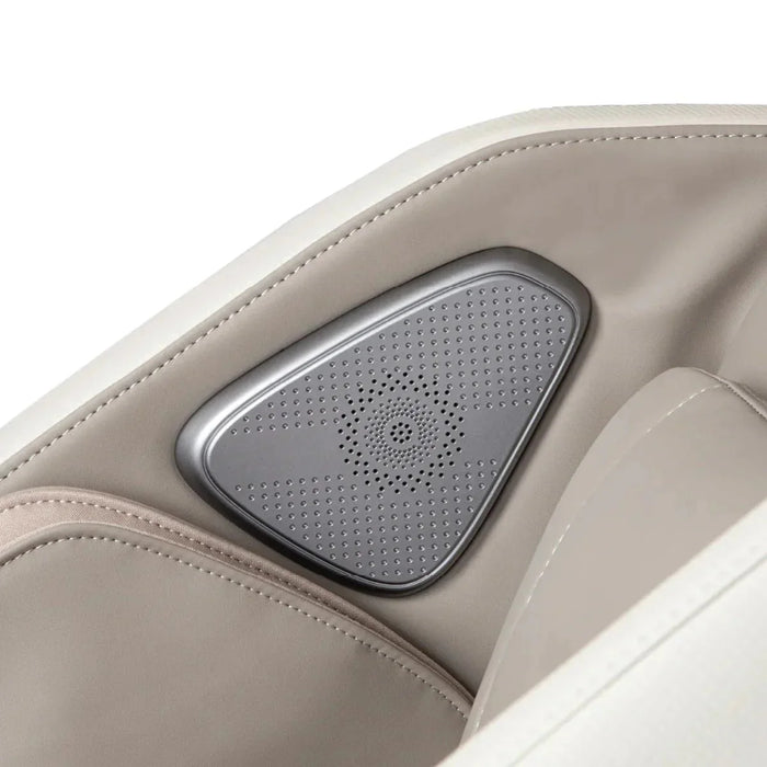 Titan 3D Drift – 3D Massage Mechanism & SL headrest and shoulder air-compression detail