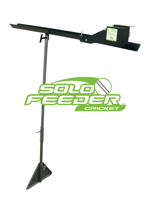 Sports Attack Solo Feeder – Cricket — front view
