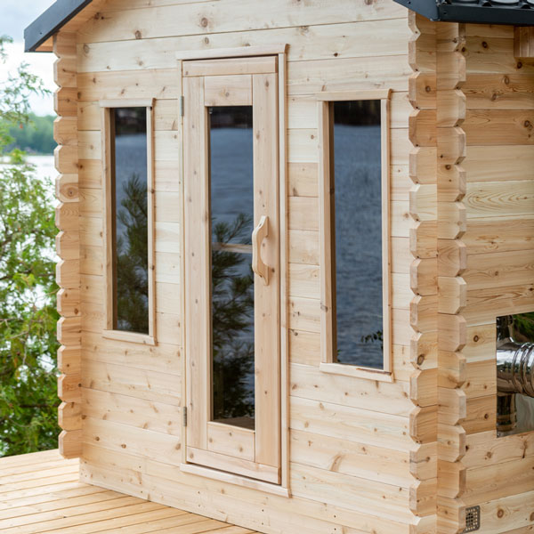 Georgian cabin sauna door and windows
