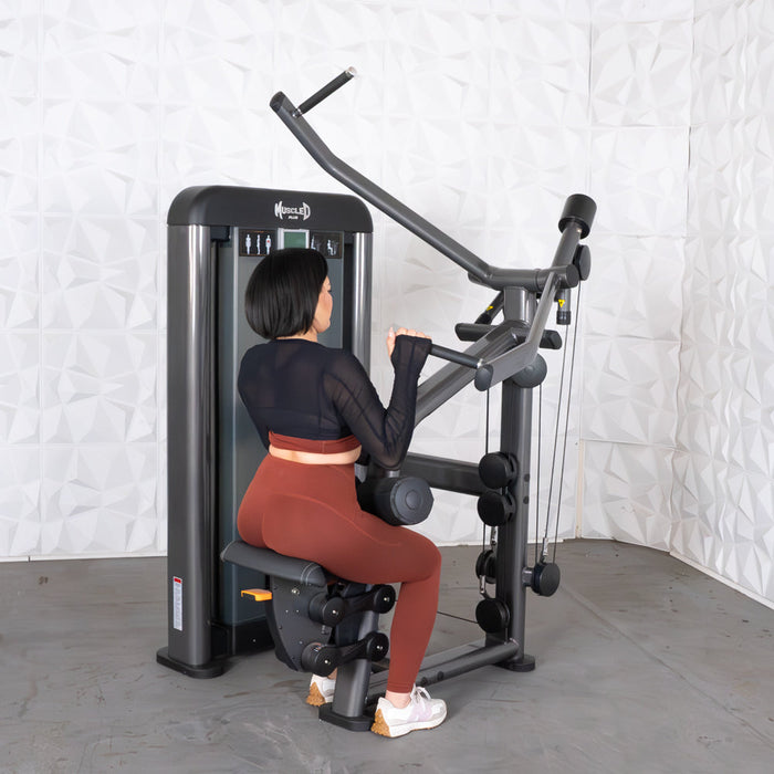 Muscle D Fitness Elite Plus Lat Pulldown - Commercial - Adjustable Seat - Pin Selectorized - Back Workout — close-up detail