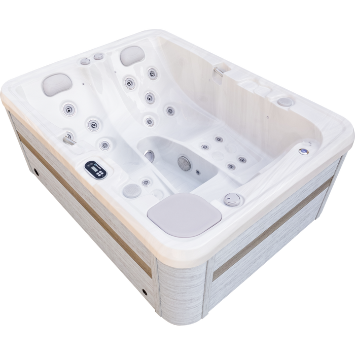 Luxury Spas Largo 3-person hot tub LED underwater lighting