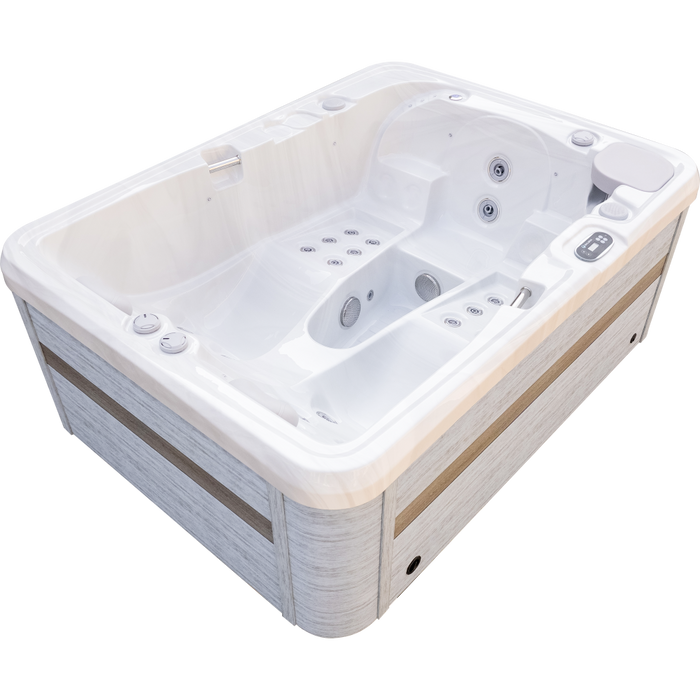 Luxury Spas Largo 3-person hot tub silver marble interior