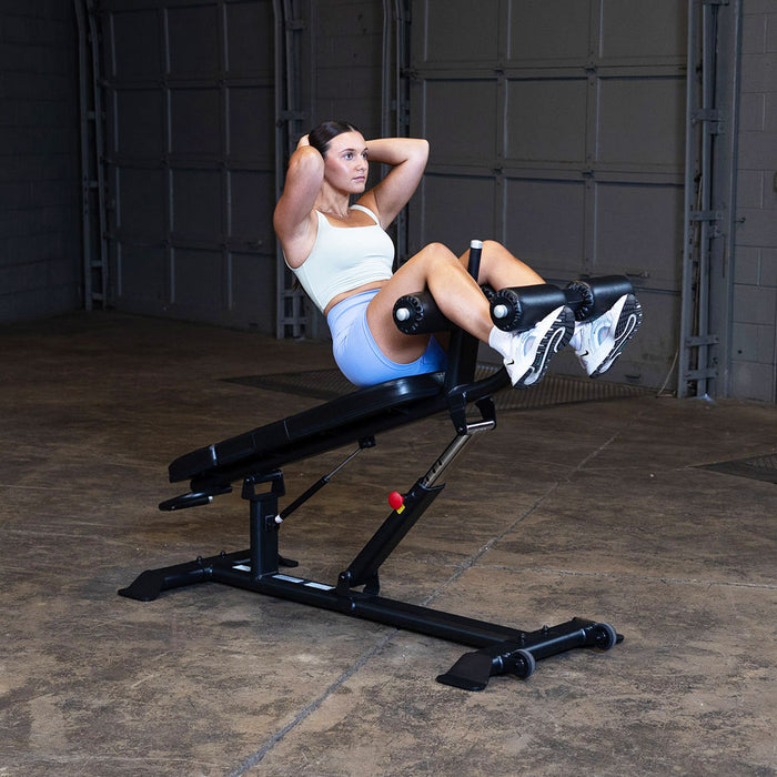 Body Solid Pro Clubline Ab Bench - SAB500B — grip and contact surface