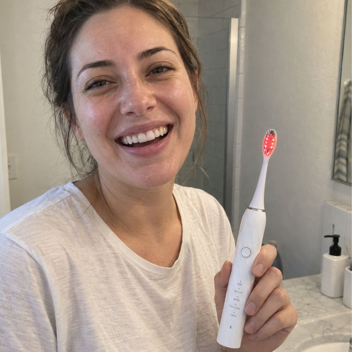Therasage TheraSmile+ sonic toothbrush with red and blue light, photo 4 of 8