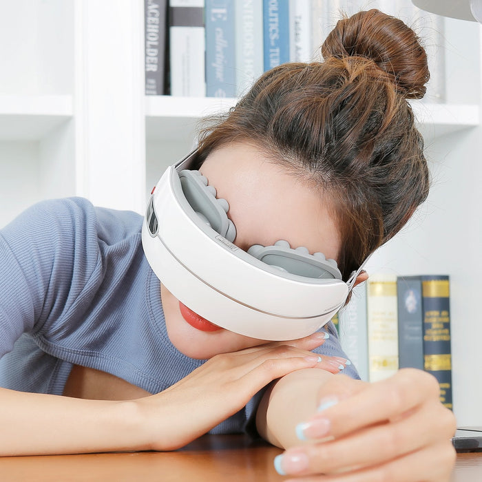 AmaMedic AM-4602 Kneading Eye Massager Portable Massager — control interface
