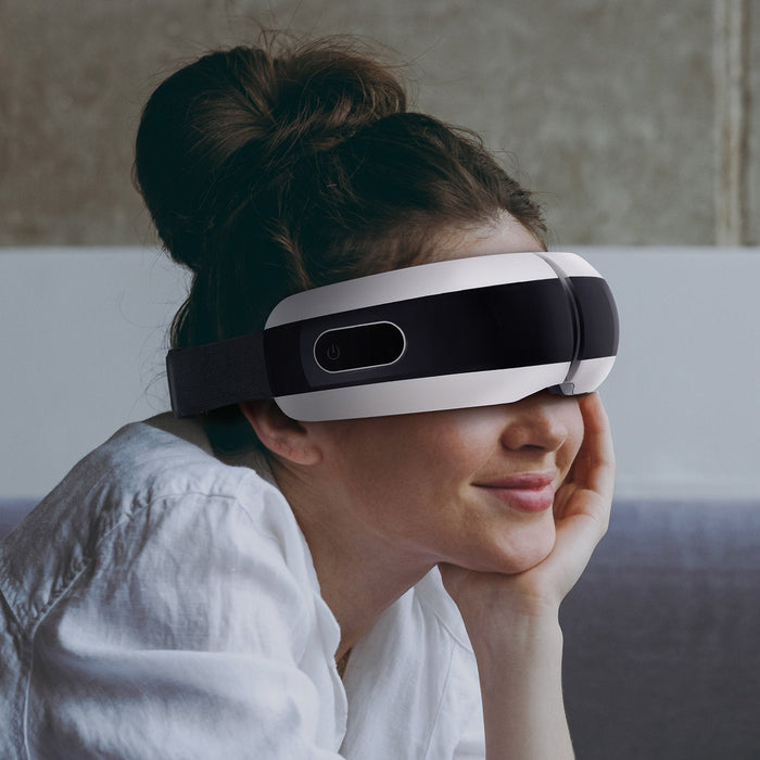 AmaMedic AM-4610 Eye Massager Portable Massager — front view