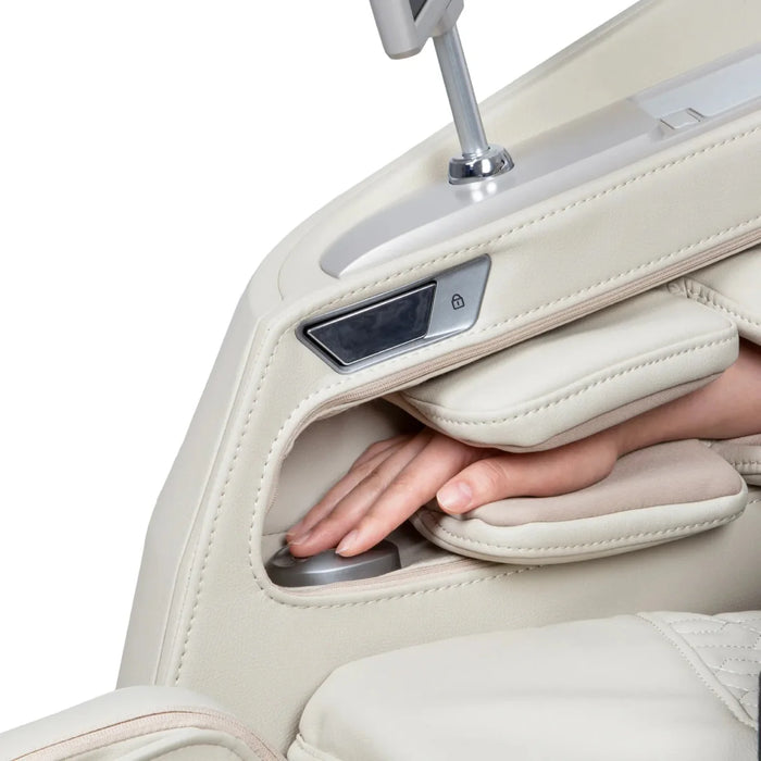 Osaki Ai Apex Duo – 4D Massage Mechanism & 5D Massage Mechanism feature highlight infographic
