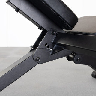 Body Solid Best Fitness Semi-Recumbent AB Bench - BFAB20B — flywheel detail
