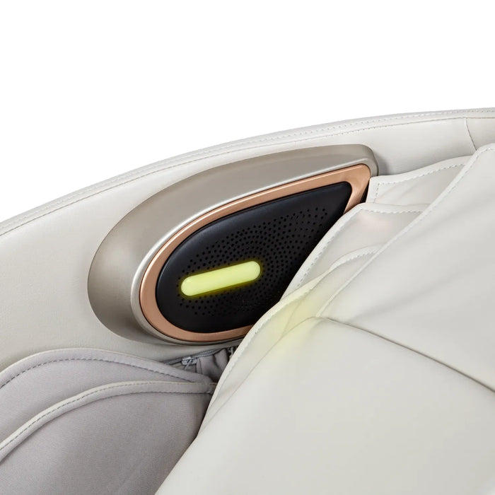 Osaki Platinum Sapphire 4D+ massage chair view 4