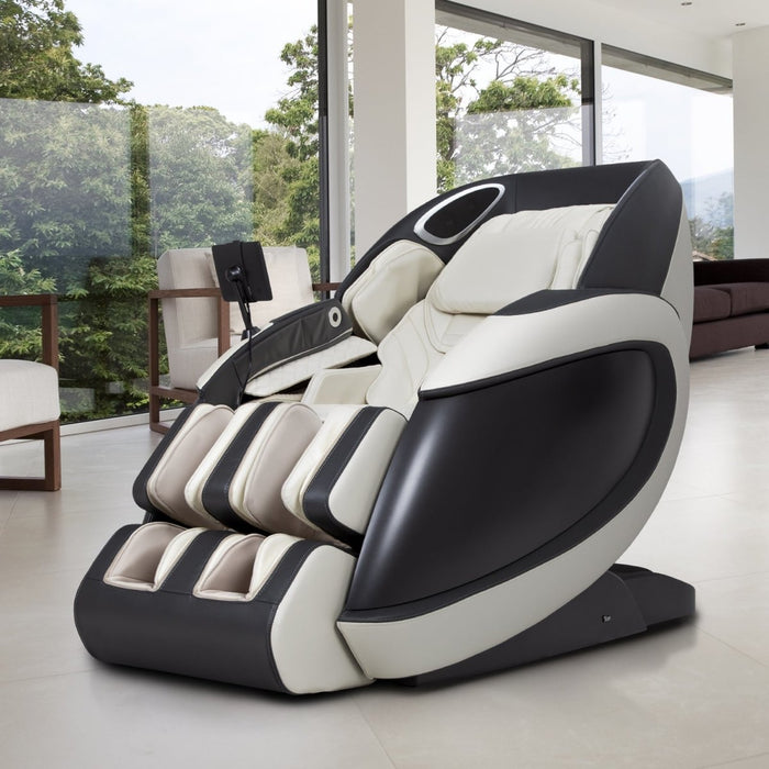Titan Premium Fleetwood II 4D – 4D Massage Mechanism & SL reclined in zero-gravity position showing full body coverage