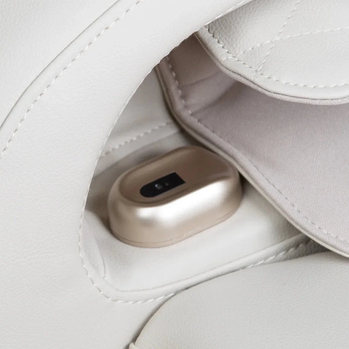 Titan Pro 4D Astro – 4D Massage Mechanism & SL headrest and shoulder air-compression detail