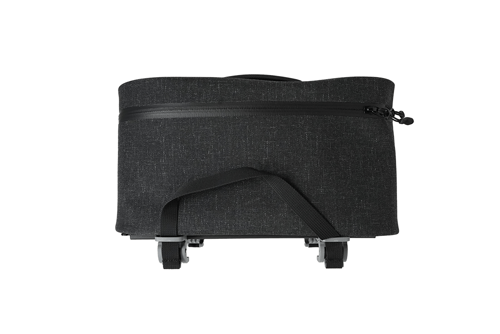Bakcou Top Pannier Bag — drivetrain detail